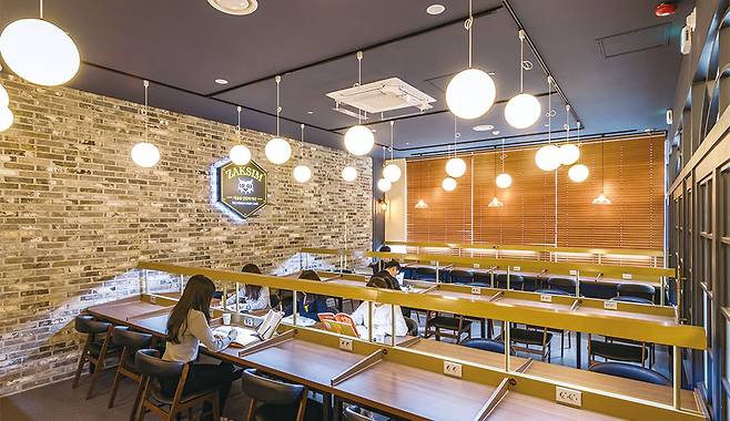 한건희 작심스터디카페 점주는 목동 인근에만 6개 매장을 집중적으로 운영해 효율을 높였다. <작심스터디카페 제공>