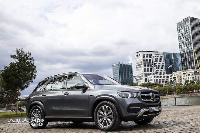 더 뉴 메르세데스 벤츠 GLE 350 e 4MATIC