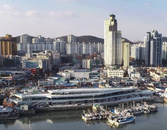 수도권 대표 어항으로 꼽히는 인천 남동구 소래포구 전경. ⓒ인천 남동구청 제공.