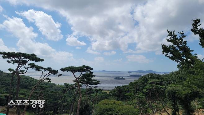 보문사에서 바라본 강화 앞바다.