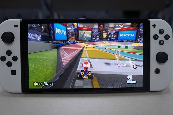 마리오 카트 8 디럭스화면