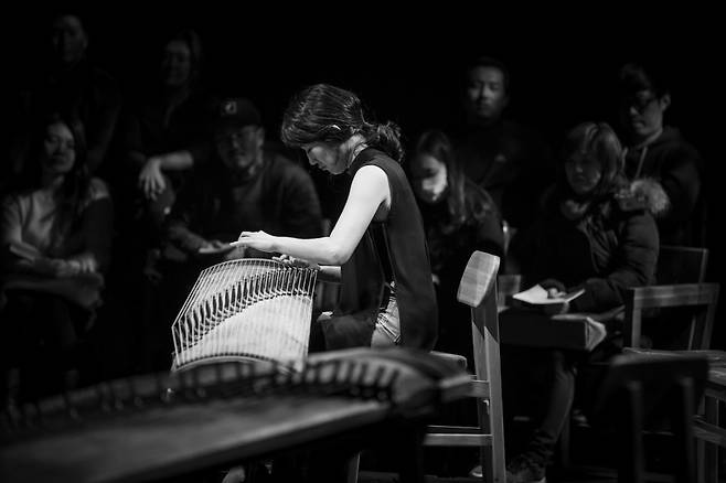 Gayageum master and composer, Park Kyung-so (Park's official website, Nah Seung-yull)