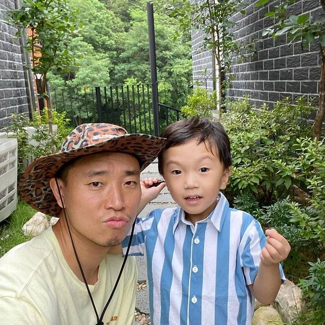 ▲ 가수 개리(왼쪽)와 아들 하오. 출처| 하오 인스타그램