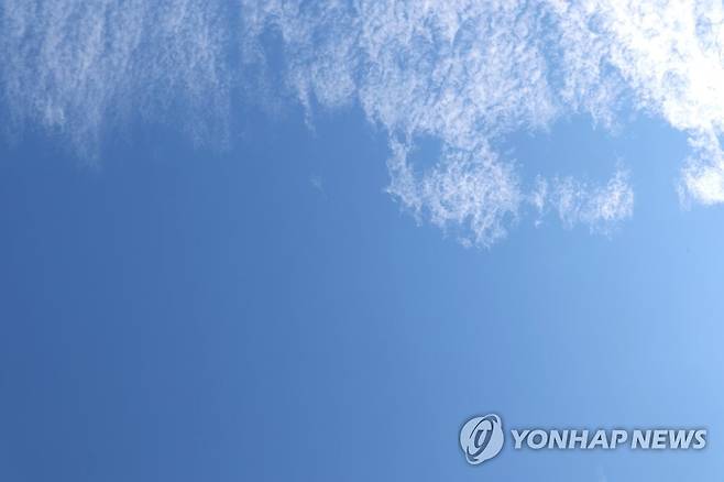 파란 하늘 [연합뉴스 자료사진]