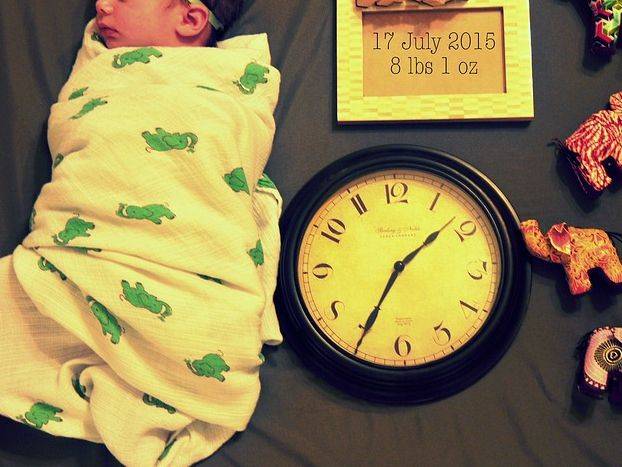 위기 임신하면 가장 먼저 인터넷 검색부터 한다는 데 착안해서, 모든 필요 자원이 집중된 모바일 플랫폼 품(puum)을 개설했다. 롯데유통, 아산나눔재단 등 뜻있는 기업, 민간과 정부 사회 기관이 파트너로 참여했다.