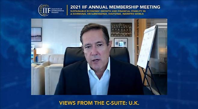 제스 스테일리 바클레이즈 최고경영자(CEO)가 11일 오후 12시(미국 동부시간 기준) 국제금융협회(IIF)의 연례 멤버십 총회에서 대담을 하고 있다. (사진=IIF 멤버십 총회 캡처)