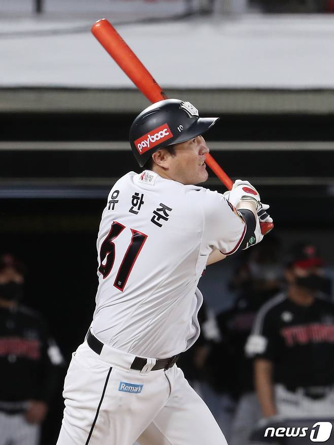 15일 수원 KIA전에서 동점 2점 홈런을 터뜨린 KT 유한준. © News1 김영운 기자
