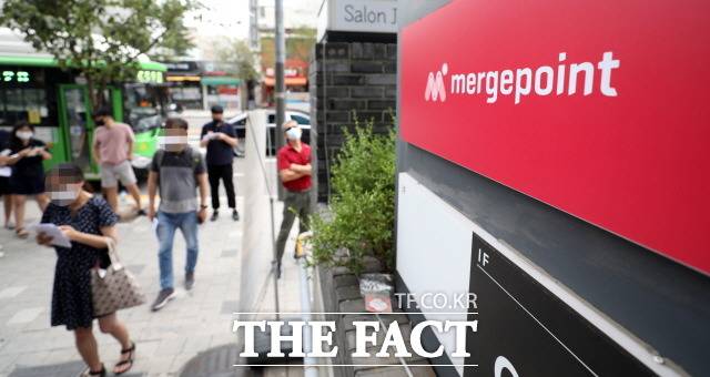 15일 한국소비자원과 한국소비자단체협의회에 따르면 지난달 1372 소비자상담센터에 접수된 상담 중 신유형 상품권 상담이 7004건으로 가장 많았다. /뉴시스