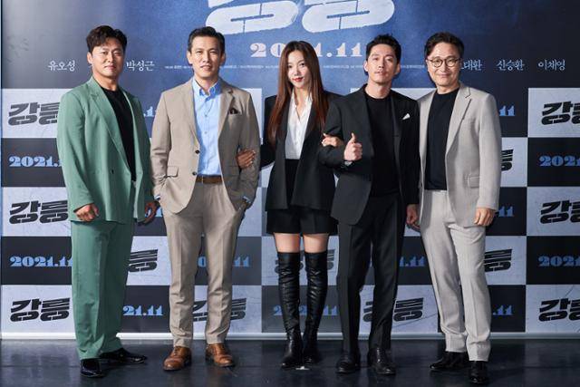 오대환 유오성 이채영 장혁 박성근이 '강릉'의 온라인 제작보고회에 참석했다. 스튜디오산타클로스 제공