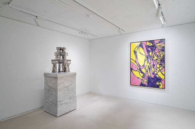 An installation view of Lee Bul’s solo exhibition at BB&M in Seoul (BB&M)