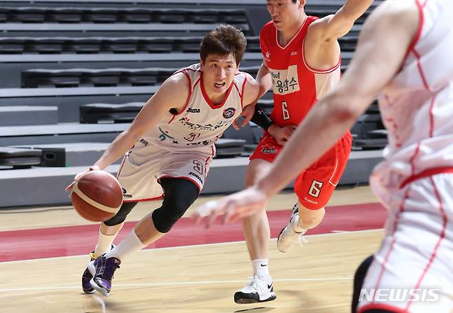[서울=뉴시스]프로농구 가스공사 두경민 (사진 = KBL 제공)