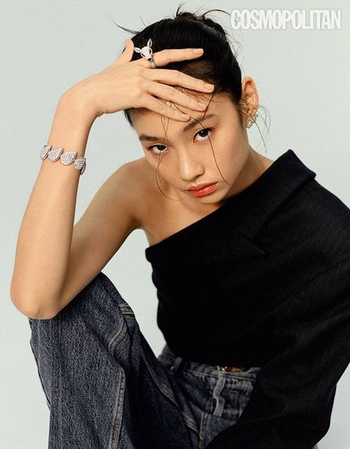 모델 겸 배우 정호연. 사진|코스모폴리탄