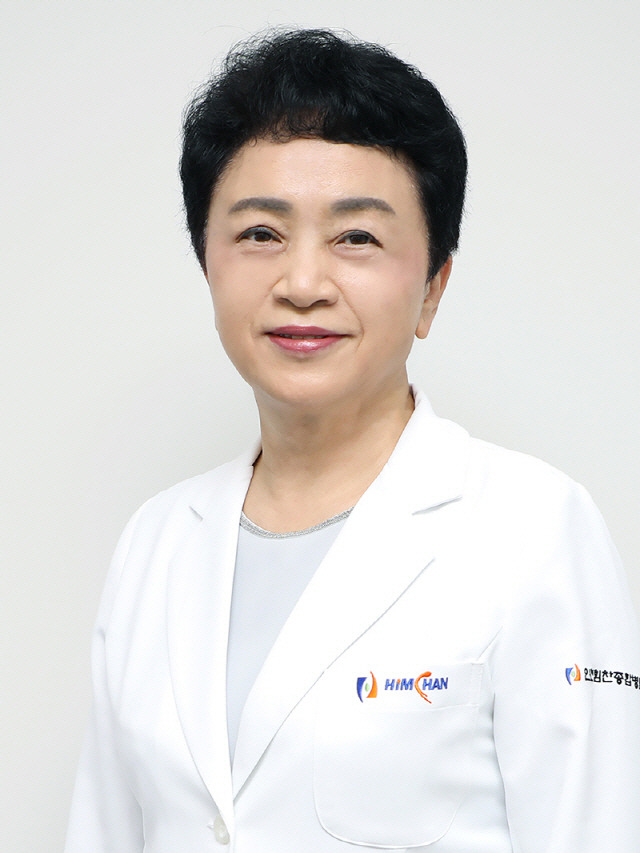 국가생명윤리심의위원회 위원장을 맡고 있는 김봉옥 인천힘찬종합병원장 겸 상원의료재단 의료원장.