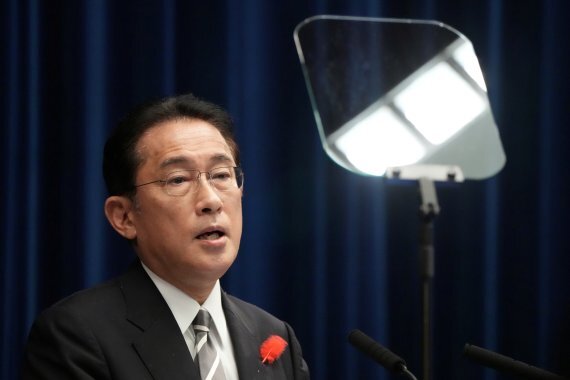 기시다 후미오 일본 총리가 기자회견에서 발언하고 있다. 사진=뉴스1