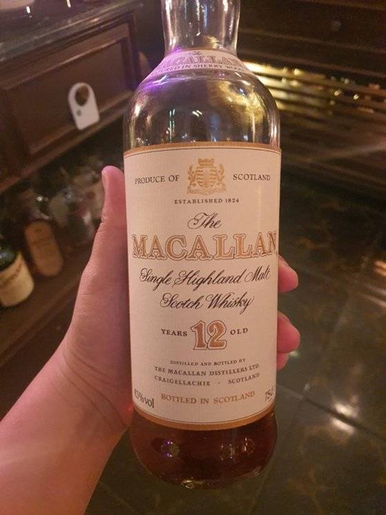 오랜 시간 위스키를 마시다 보면 잊었던 감동이 되살아나기도 한다. 한결같지 않아 실망하기도 하지만, 그래서 더 극적인 감동을 준다. [사진 김대영]