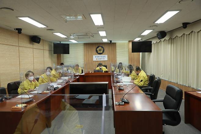 [뉴시스=세종]세종시의회 행복위원회 제71회 임시회 1차 회의 모습. 2021.10.19.(사진=세종시의회 제공) *재판매 및 DB 금지