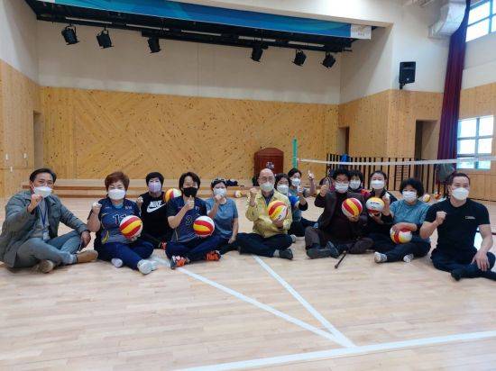 제41회 전국장애인체육대회 출전 선수단 [이미지출처=진주시]