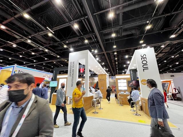 럭셔리 플랫폼 캐치패션의 운영사 스마일벤처스가 '두바이 정보통신박람회'(GITEX)에 참가해 'GITEX Future Stars' 개별 부스 전경./사진제공=캐치패션