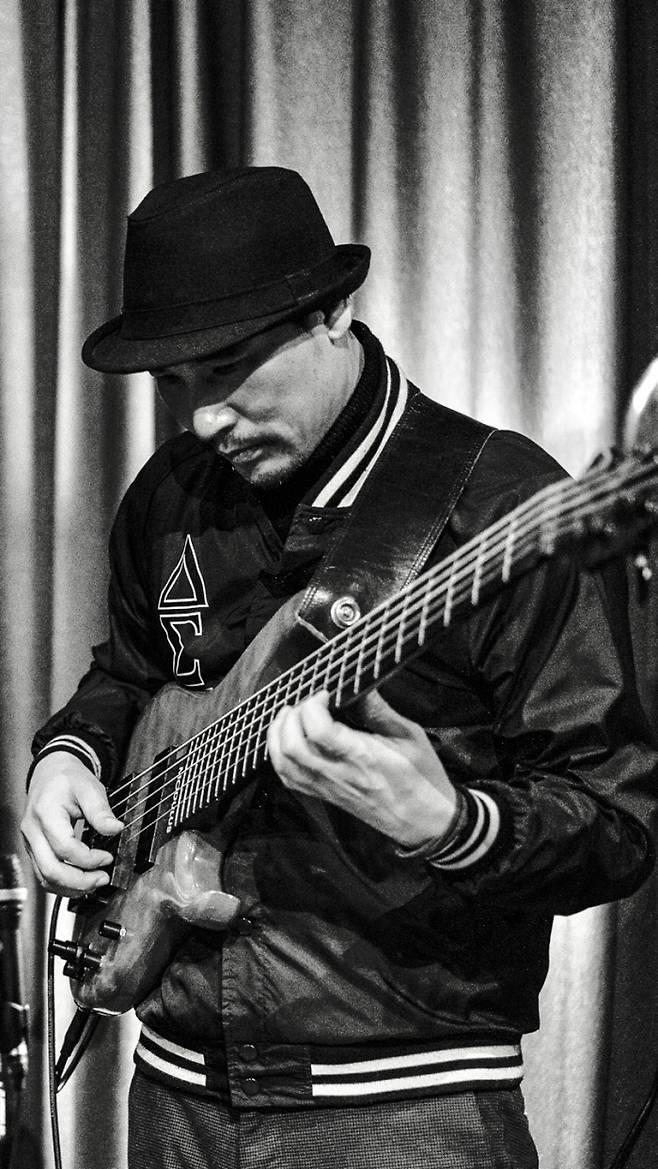 모그 음악감독 프로필. 인천 영화 주간 2021 제공