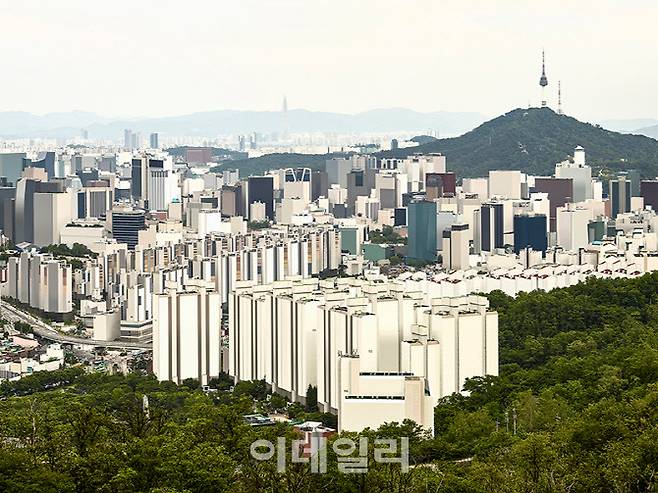 박찬민 ‘CTS 02-SEL’(2018), 디지털 피그먼트 프린트, 100×130㎝(사진=갤러리진선)