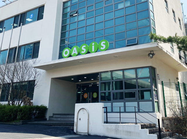 오아시스마켓은 지난 5일부터 음식물 처리기, 안마 기계, 주방 가전, 생활 가전, 공기청정기·제습기, 정수기 등 500여 개 상품의 렌털 서비스를 시작했다고 밝혔다. /오아시스마켓 제공