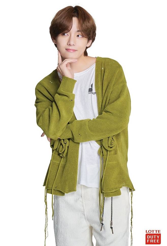 "코알라 인형은 질투를 한몸에 받았다" 방탄소년단 뷔, 여심 녹이는 꽃미남 등장이오~♥