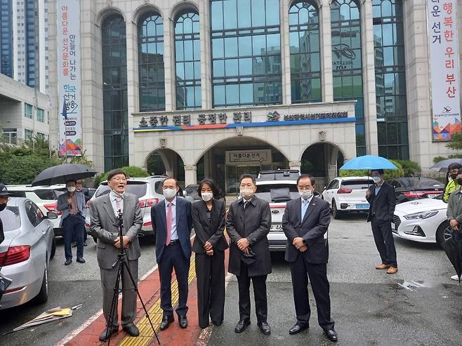 후보 단일화 강행 일정 밝히는 부산좋은교육감후보단일화 추진위원회 [부산좋은교육감후보단일화 추진위 제공. 재판매 및 DB 금지]