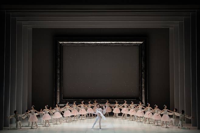 주얼스_다이아몬드 ⓒ국립발레단_Photo by 손자일