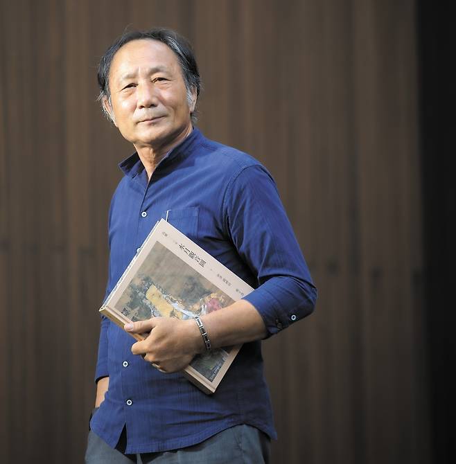 정우택 동국대 명예교수. 전 세계 흩어진 고려불화 170여점을 모두 실물 조사한 유일한 학자다. /김종연 영상미디어 기자