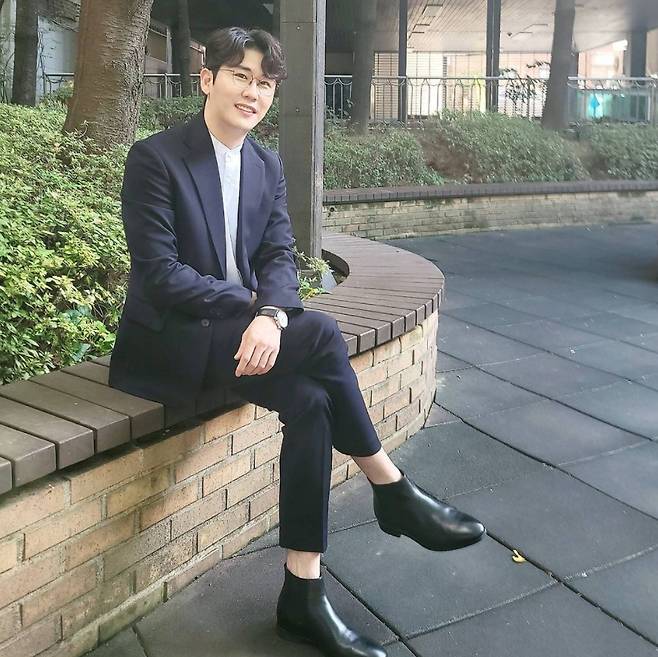 '낭만적 따스함' 영탁, '함께 따뜻한 티타임 갖고 싶은 스타' 1위