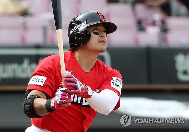 타격하는 추신수 [연합뉴스 자료사진]