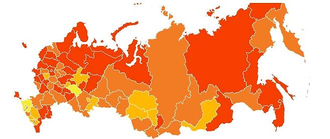 붉게 물든 러시아 러시아 전역의 코로나19 확산 상황을 보여주는 지도
러시아는 감염병 확산 정도를 6등급으로 나누어 초록색부터 붉은색까지 색깔로 표시하고 있다. 전국이 확산이 심각한 노란색, 주황색, 붉은색으로 표시돼 있다. [러시아 코로나19 유입·확산 방지 대책본부 자료]