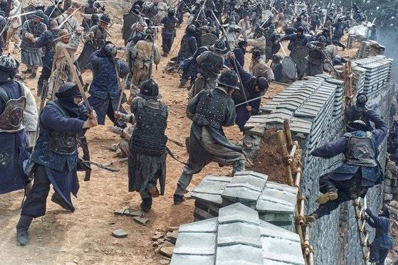 영화 '남한산성'의 한 장면 [사진 네이버 영화]