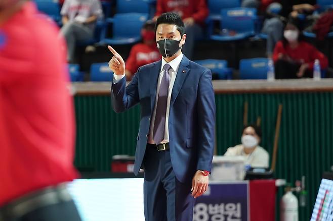 SK 전희철 감독 [KBL 제공. 재판매 및 DB 금지]