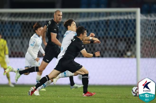 성남FC는 포항 스틸러스를 잡고 11위에서 9위로 올라섰다.(한국프로축구연맹 제공)