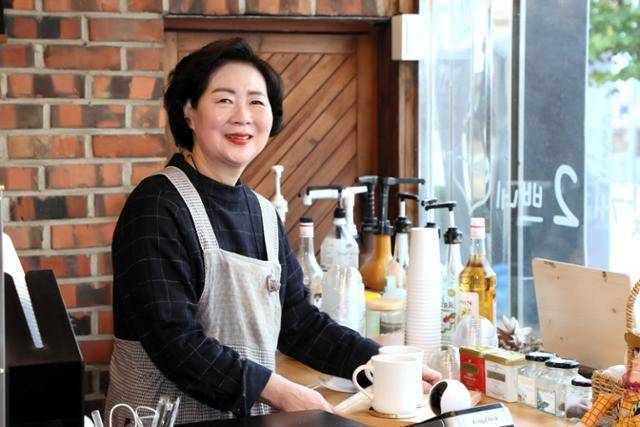 시아버지에 이어 제과점을 운영하고 있는 독일제빵 대표 장명희(61)씨는 "창업자인 시아버지의 뜻을 이어 받아 건강한 맛을 선물하려 노력하고 있다"고 말했다.