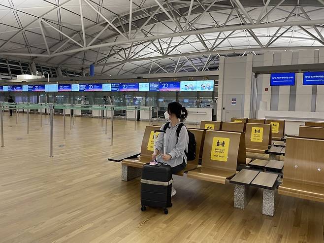 텅 빈 인천국제공항.