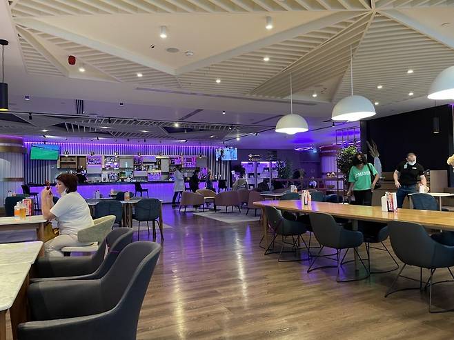 이스탄불 공항 호텔 '요텔(YOTEL)' 랜드사이드