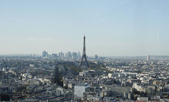 풀만 몽파르나스에서 바라본 파리