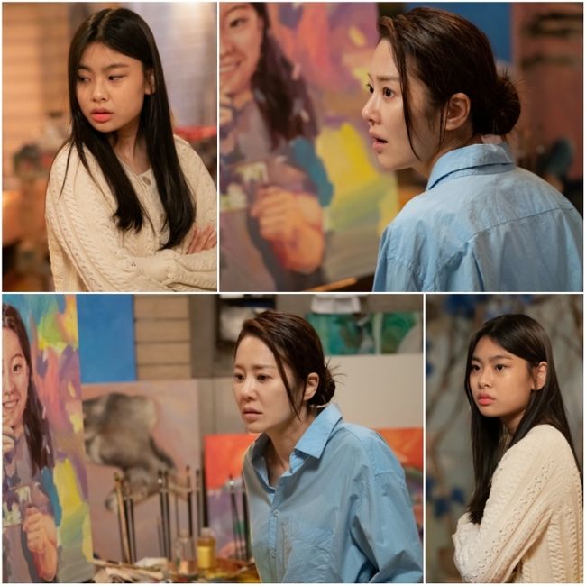 The unusual air current is caught between Chung Hee-ju (Go Hyun-jung), the main character of JTBCs Tree Drama, The Person Who Resembles You (playplayplayed by Yoo Bo-ra, director Lim Hyun-wook, production Celltrion Entertainment, JTBC Studio), and daughter An Lisa (Kim Soo-an).On the 3rd, the production team of People Like You released a still cut featuring Hee-joo and Lisa, who talk about the background of Atelier.Its a place with her most beloved daughter Lisa, but theres a hint of nervousness in her expression of juiciness.On the other hand, Lisas face looking back at her mothers spirit is cold, and she seems to be surprised beyond the embarrassment, which makes her wonder what the story was between the two.After several years of uncomfortable reunion of Hee-ju and Umizaru (Shin Hyun-bin), Hee-jus daughter Lisa repeatedly encountered Woo-jae (Jae-young Kim), who was the fiance of Umizaru but the lover of the hero, and recalled her past memory.Earlier, Heeju threw the crooked book of Woojae, who was the opponent of escape of love, into the fireplace as if to erase the memory of the past.But Lisa picked up this croquet and found dried petals stuck inside.And Lisa recalled Memory, who met someone with her mother in a flower garden as a child, and asked her father Hyun Sung (Choi Won Young) about the petals, but Hyun Sung did not remember anything.On the other hand, Woojae, who encountered Lisa in the gallery, responded correctly to the petals and said, The flower of Heath blooming in the wilderness, and Lisa was shocked.These scenes suggest that Lisa is cold and sensitive to her poisonous mother, Hee-joo, because she has a childhood memory related to the secret of the spirit.Among these, how far Lisa has done Memory about Woojae, and how much she knows about the secret of the spirit that left for Ireland with Woojae is also one of the seven points of observation.What Lisa said at the Atelier and why she was surprised and embarrassed are revealed on the air seven times on the 3rd.The JTBC tree Drama Like You, which is adding to the charm of a deadly mystery, along with the secrets hidden by all the characters, is broadcast every Wednesday and Thursday at 10:30 pm.