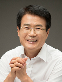 이승옥 강진군수. 강진군 제공