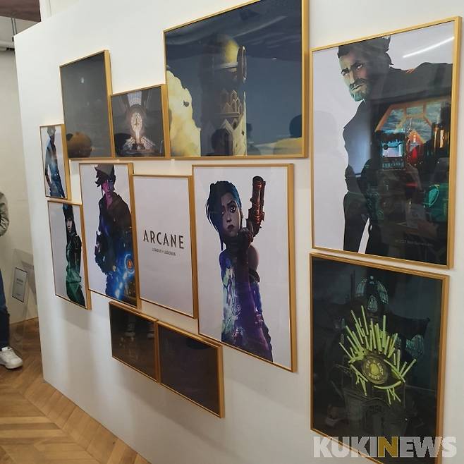 아케인을 주제로 제작된 미술작품.&nbsp; &nbsp;사진=강한결 기자