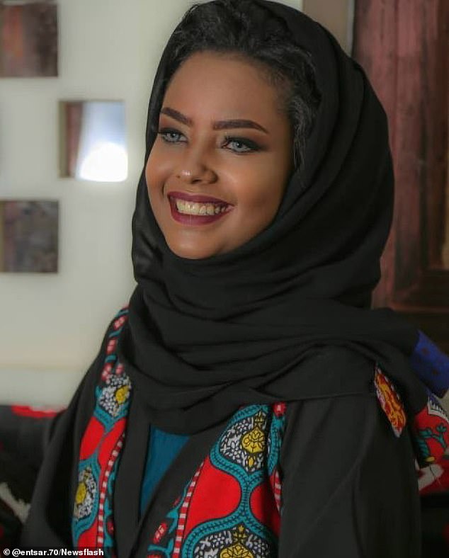 머리에 스카프를 두르지 않고 찍은 사진을 대중에 공개했다는 이유로 징역 5년형을 선고받은 예멘의 20세 여성