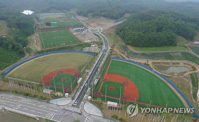 '횡성 베이스볼파크' [횡성군 제공=연합뉴스]