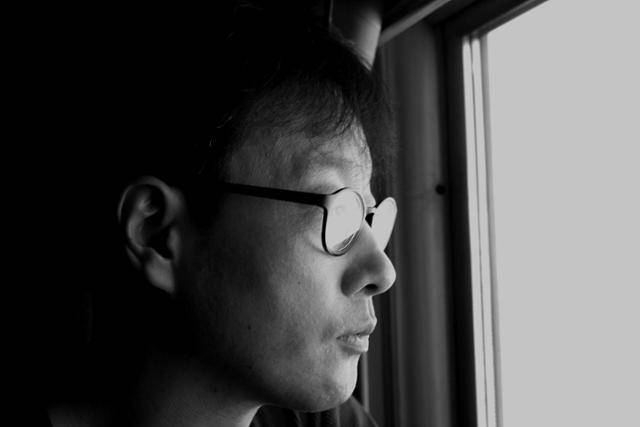 이장욱 작가. 문학과지성사 제공