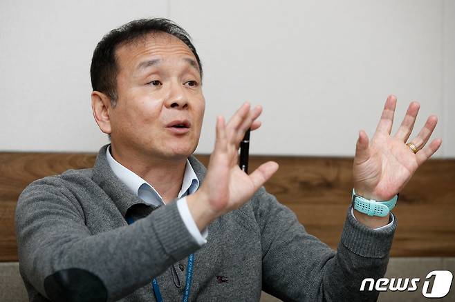 강윤석 서울경찰청 의료전담팀장이 10일 서울 마포구 강력범죄수사대에서 뉴스1과 인터뷰하고 있다. 2021.11.10/뉴스1 © News1 안은나 기자