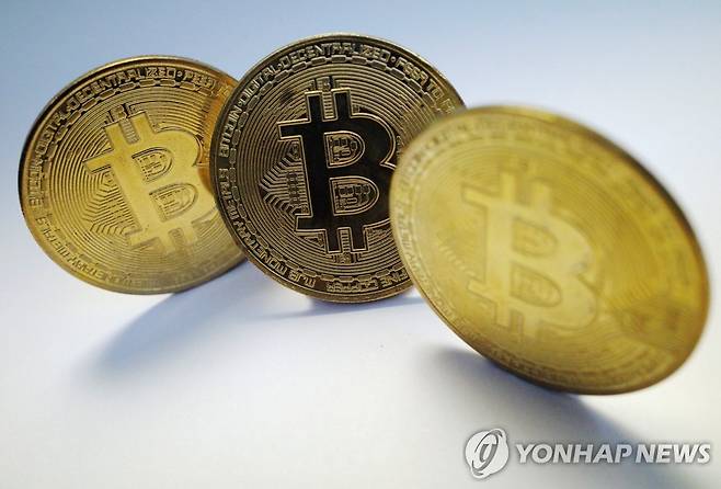 가상화폐 비트코인 모형 [로이터 연합뉴스 자료사진. 재판매 및 DB 금지]