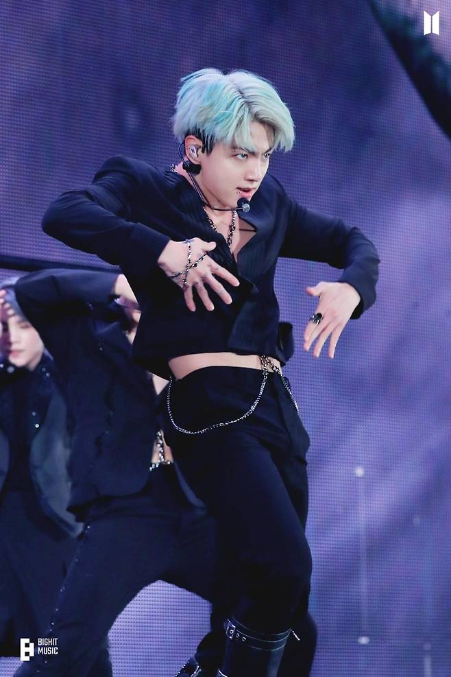 방탄소년단 정국, '최고의 목소리 K팝 아티스트'..멕시코 매체 "세계를 놀라게 한 목소리"