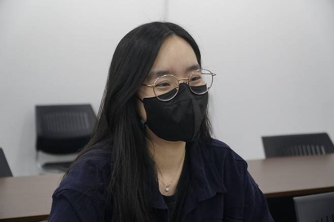 지난 5일 서울 강남구 데이원컴퍼니 건물에서 인터뷰한 네카라쿠배 프론트엔드 2기 수강생 박바름씨. 사진 데이원컴퍼니