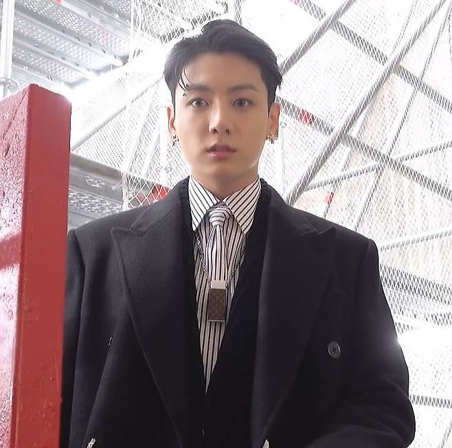 방탄소년단 정국, 찬란한 미남 자태 속 솔직 담백 귀요미 매력